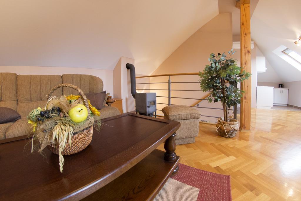 אוטוצאץ Apartment Oreskovic מראה חיצוני תמונה